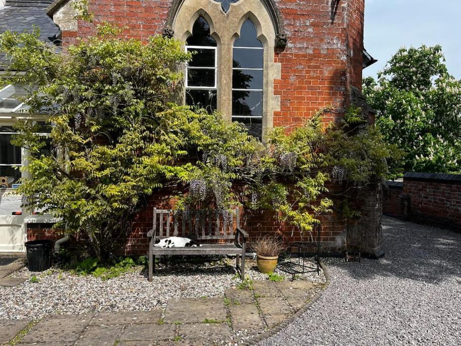 The Old School House Retreat Apartment Tibberton  Luaran gambar